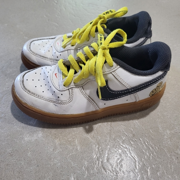 Nike AirForce1 LV8 'Go The Extra Smile' White/Yellow/Blk - Picture 4 of 6